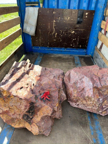 Ландшафтные глыбы красно-фиолетовые 200-1000 килограмм купить в Оби