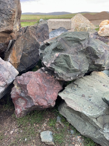 Камни для ландшафтного дизайна зелёные 10-60 килограмм купить в Оби