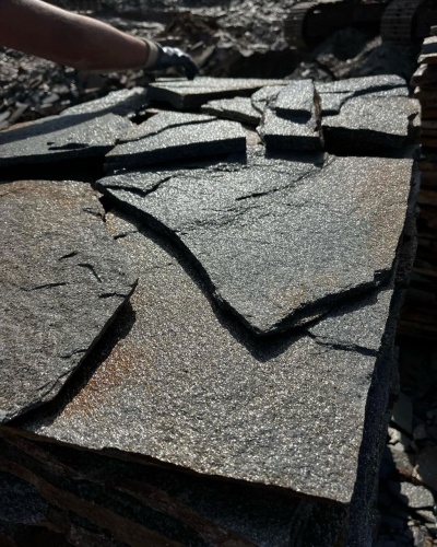 Плитняк златолит серебристый для фасада купить в Оби