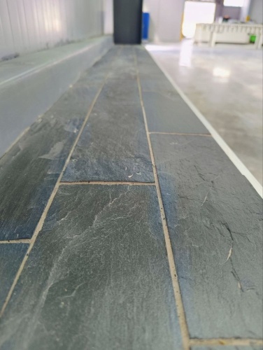 Плитка чёрная из натурального камня фасадная 30 см * 5 см, толщина 7 мм -30 мм купить в Оби