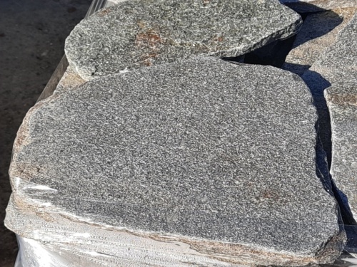 Златолит серебристый галтованный для лестниц купить в Оби